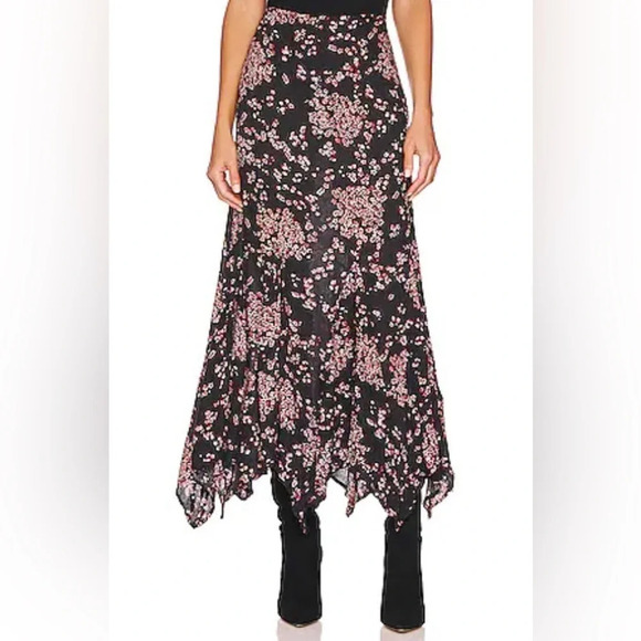 Free People Dresses & Skirts - Free people skirt Floral Sz 6